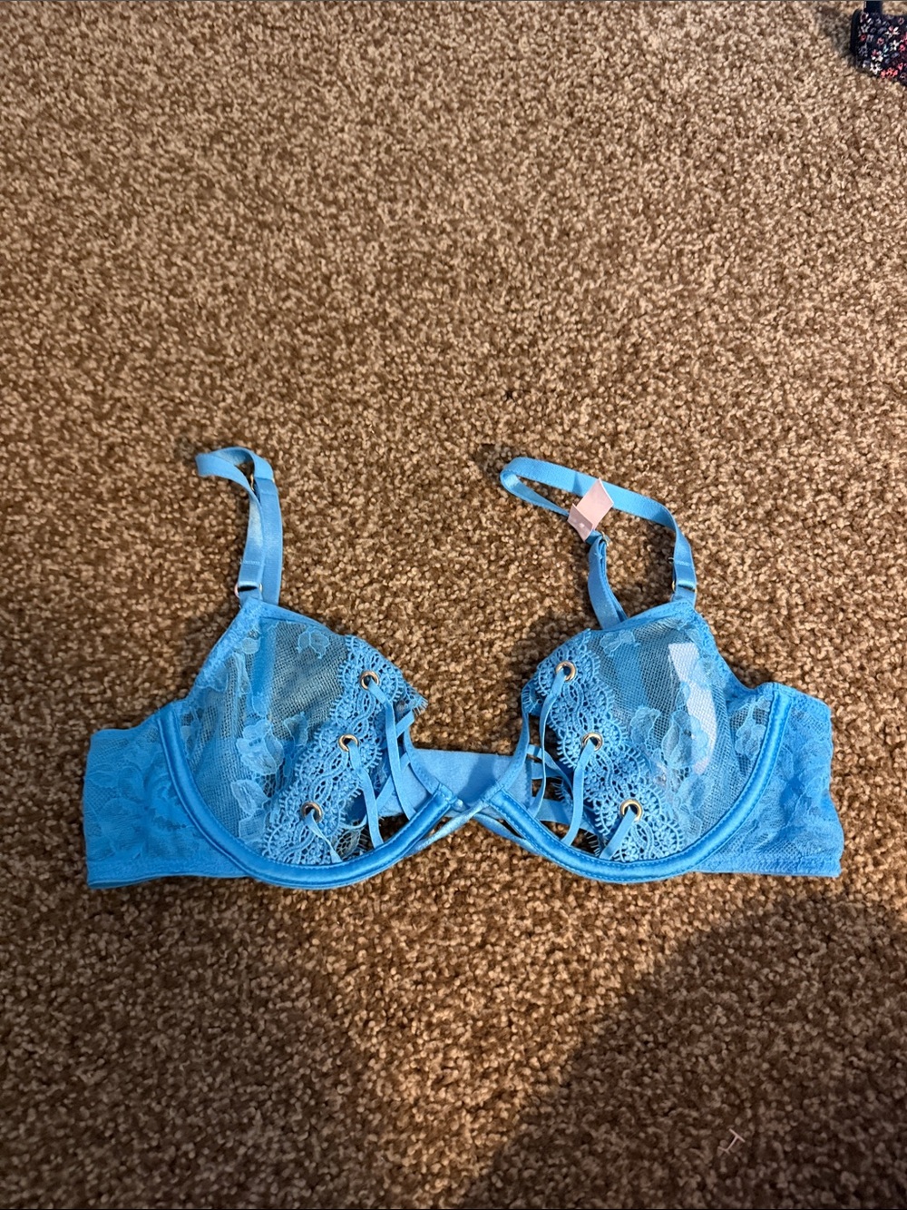 Victoria's Secret Blue Lace Underwire Bra with Gold-Tone Eyelets